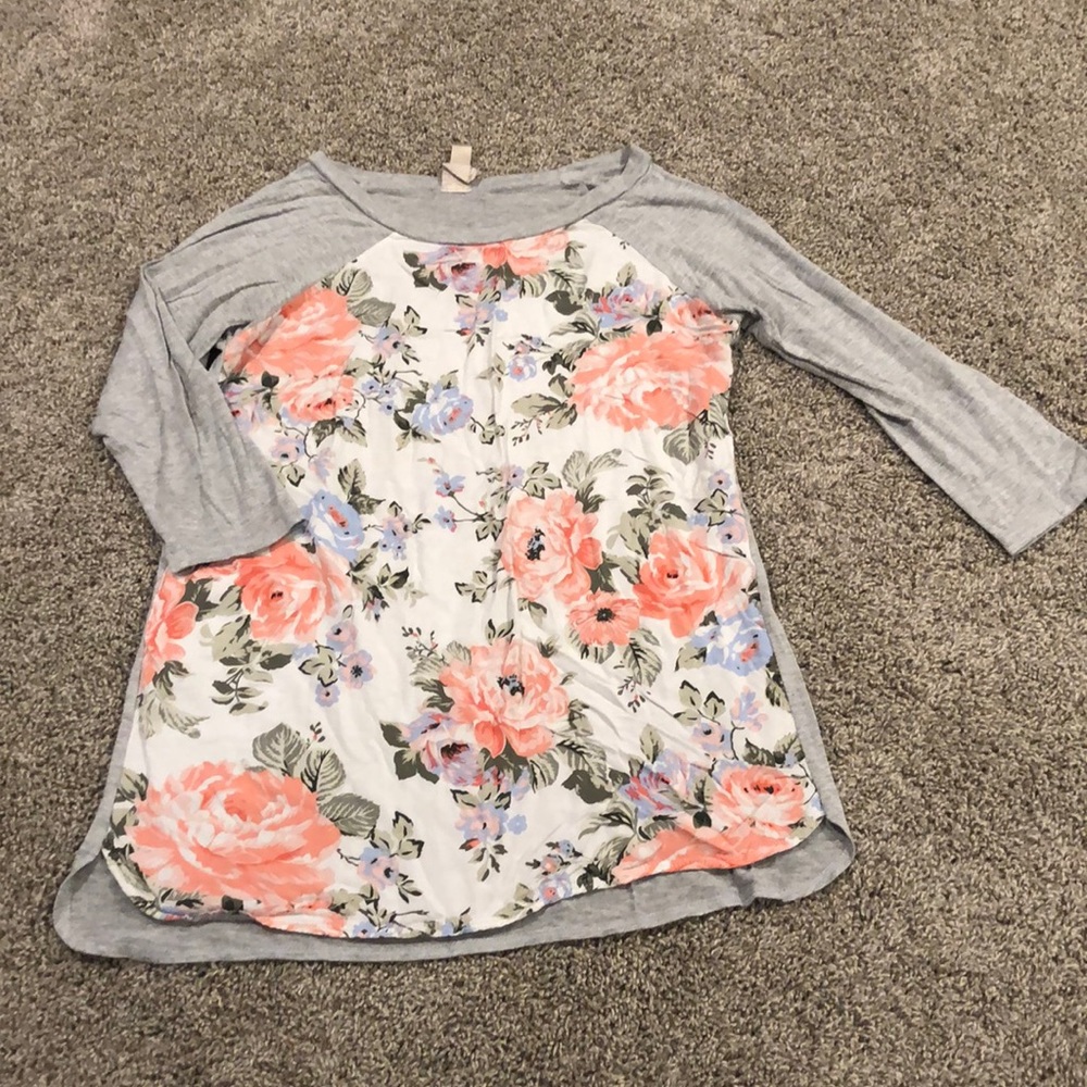 Lara floral 3/4 sleeve raglan